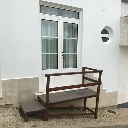 Quartos Do Seixe - Azul 3* オデセイシェ