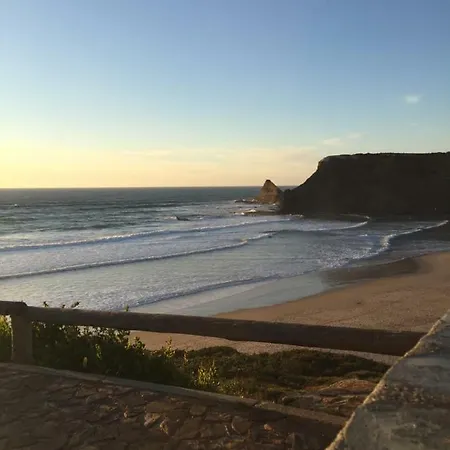 Quartos Do Seixe - Azul ゲストハウス オデセイシェ